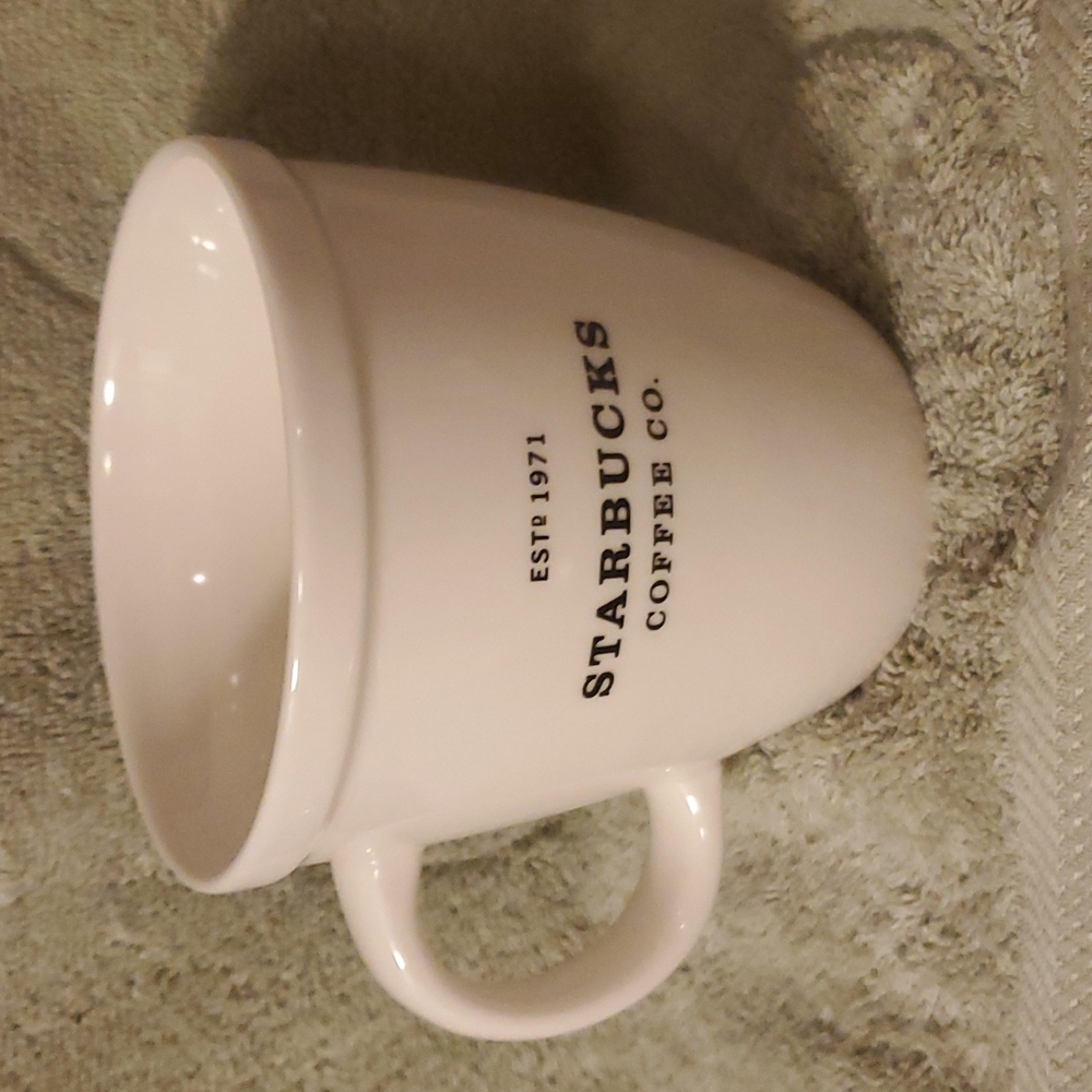 STARBUCKS COFFEE MUG